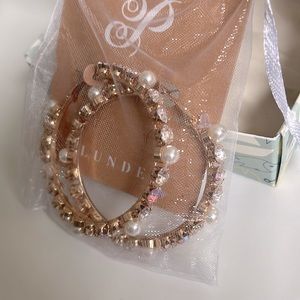 Brand new, never worn - Plunder Celina 2.5” hoop earrings (rose gold)